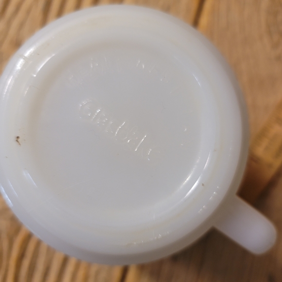 Vintage Glasbake Vegetable Garden Harvest White Milk 3.5" Glass Coffee Tea Mugs - Picture 9 of 10